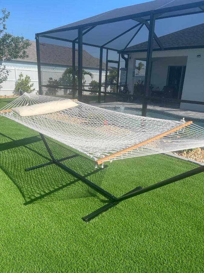 Villa Awesome! Cape Coral Exterior photo